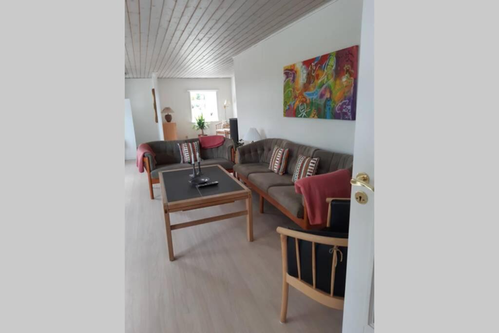 Skont Hus, Med 8 Sovepladser Sæby Buitenkant foto
